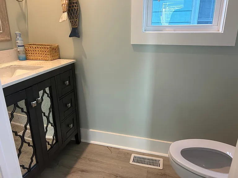 102 Magnolia St — Photo 8