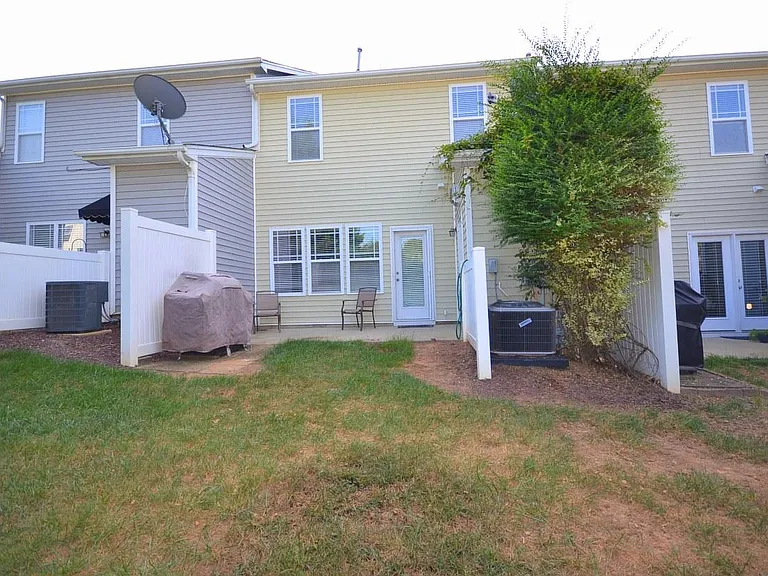 2507 Bryarton Village Way — Photo 22