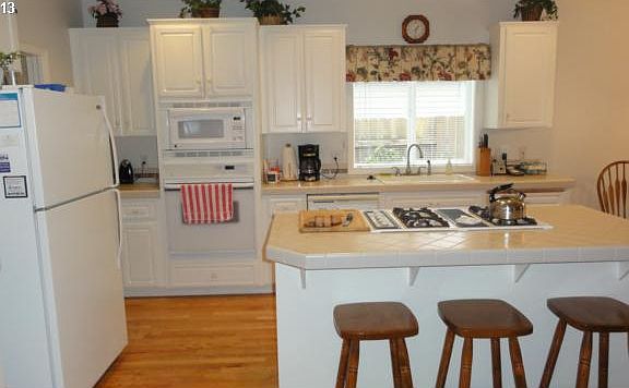 3rd image of 16229 SW Keerins Ct