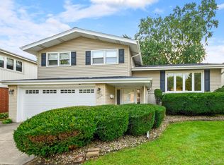 10336 S Georgia Ln, Oak Lawn, IL 60453