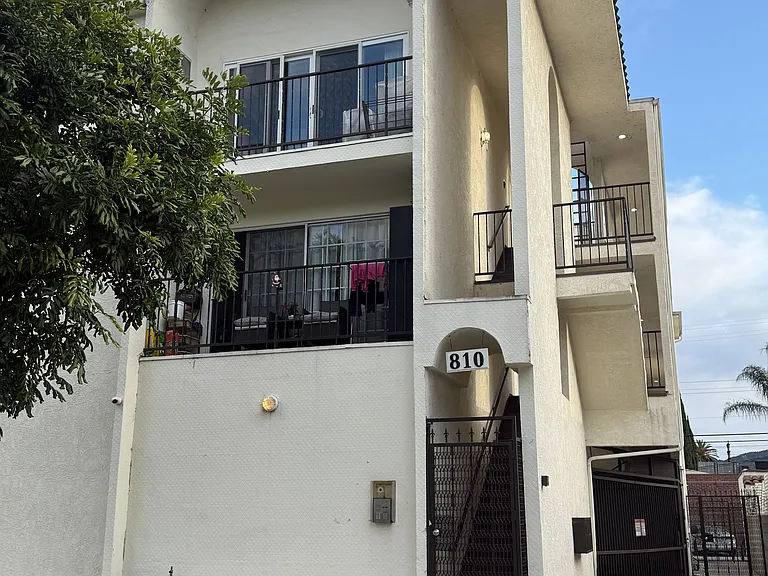 810 W Dryden St #2 — Photo 1