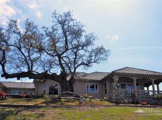30721 Buckskin Dr, Tehachapi, CA 93561
