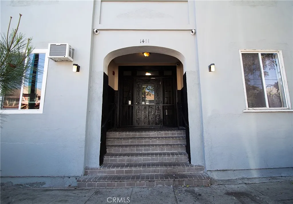 1 bed, 650 sqft, $1,750 — Photo 1