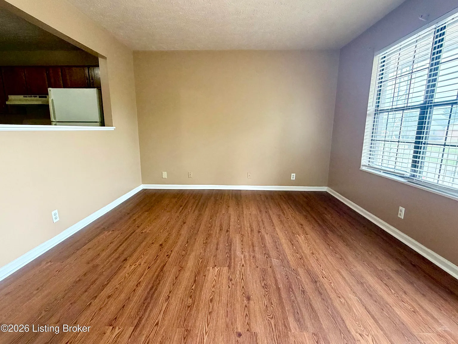1 bed, 1.0 bath, 800 sqft, $795 — Photo 3