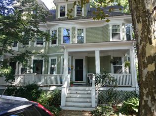 77 Beals St, Brookline, MA 02446
