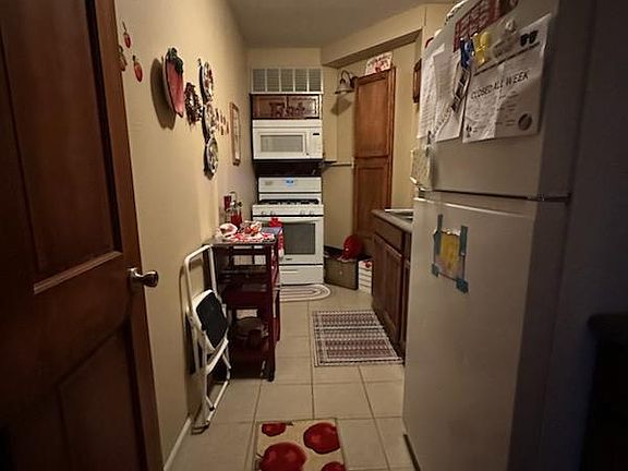 4th image of 326 E Central St APT 11