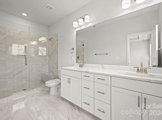 715 Carr Pl, Davidson, NC 28036