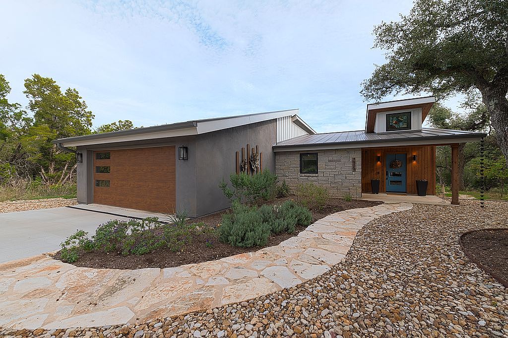 10827 Crestview Dr, Jonestown, TX 78645 Zillow