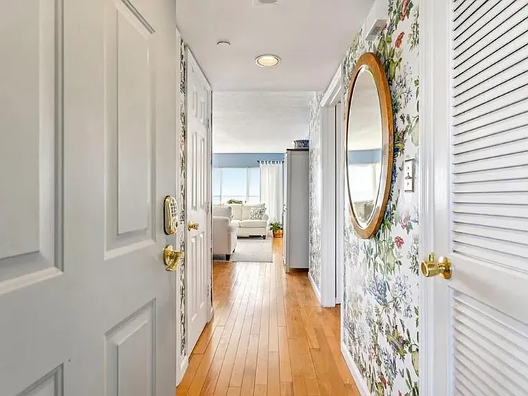 7505 River Rd #7F — Photo 8