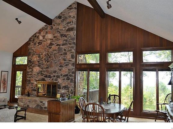 4th image of 8294 Hillsboro House Springs Rd