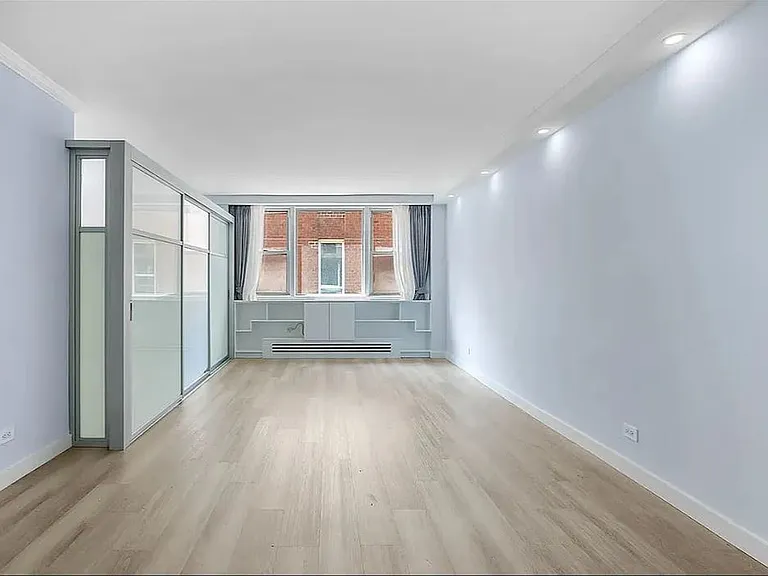 215 E 80th St #9G — Photo 12