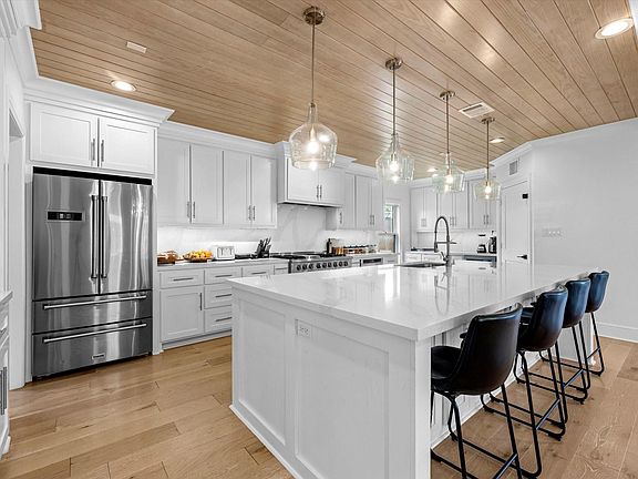 5th image of 2147 Colquitt St