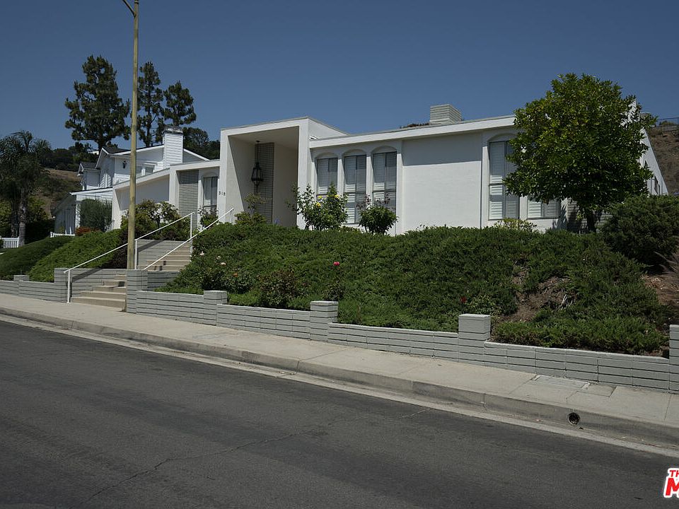 1st image of 3118 Dona Emilia Dr