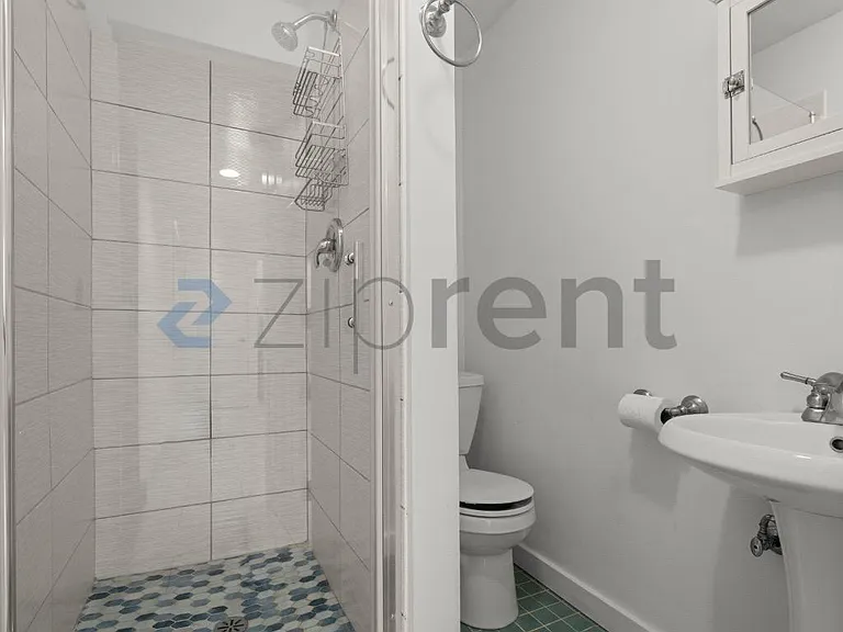 2915 Harris Pl S — Photo 22