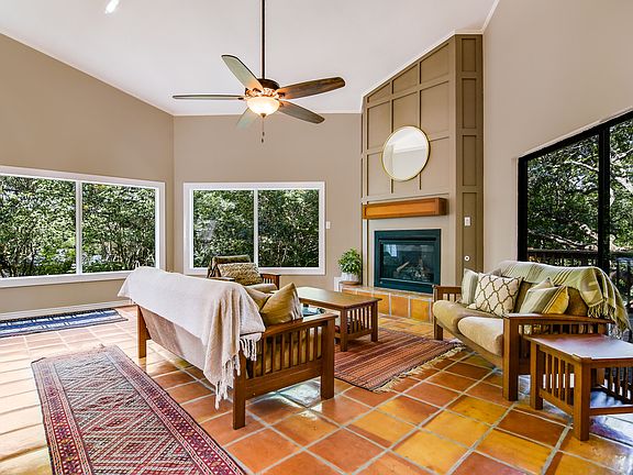 5th image of 12503 Chateau Forest Ln