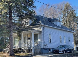 1218 S 16th St, Manitowoc, WI 54220