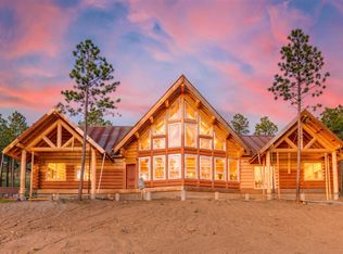 192 Llano De La Legua, Taos, NM 87571