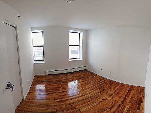 5th image of 365 Lincoln Ave #5G