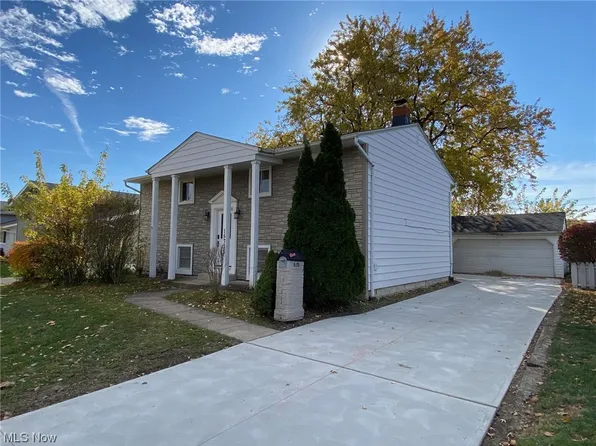 15775 Holland Rd, Brookpark, OH 44142