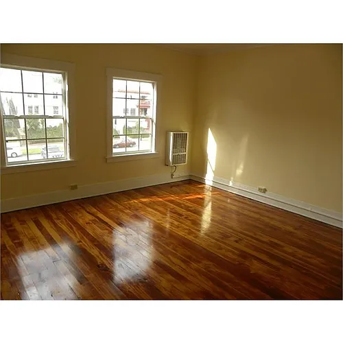 434 S Rampart Blvd Photo 1