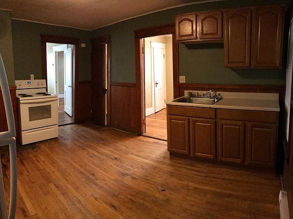 Kitchen b