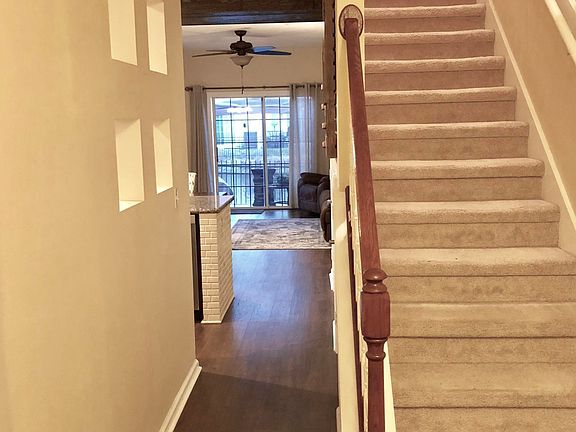 4th image of 11332 Estancia Villa Cir #702