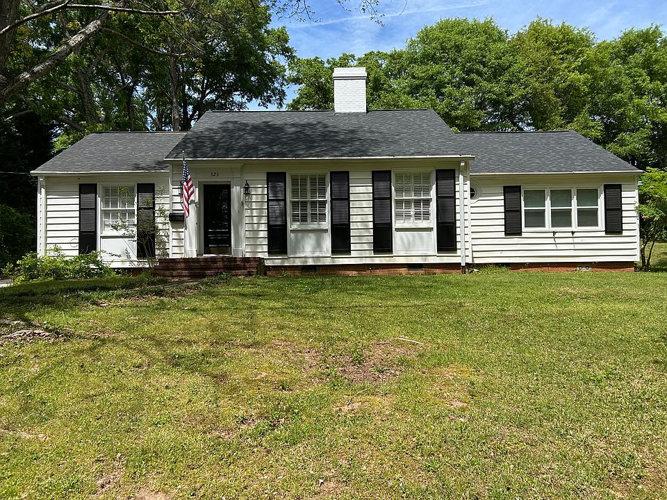 1st image of 323 Crescent Rd
