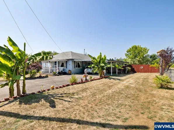 4610 Long St, Sweet Home, OR 97386