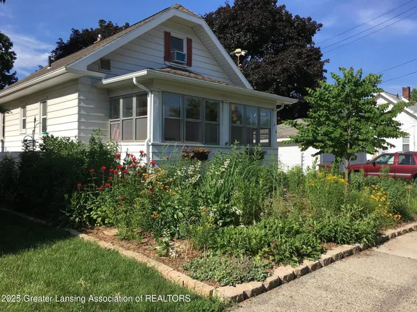 810 Lenore Ave, Lansing, MI 48910