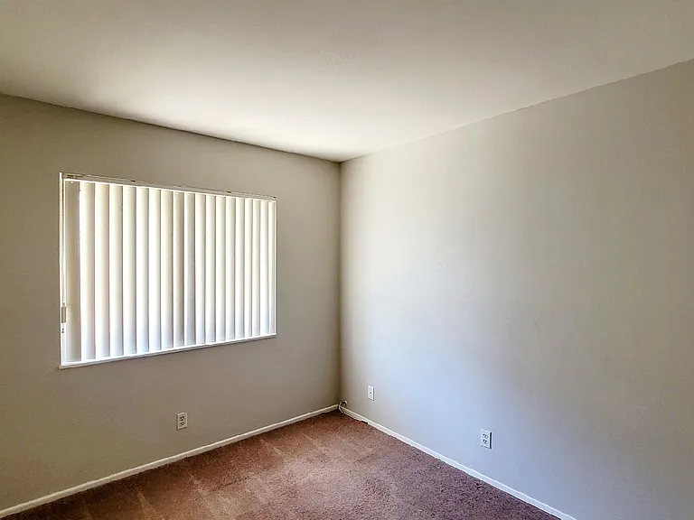7123 Clearwater Ave — Photo 10