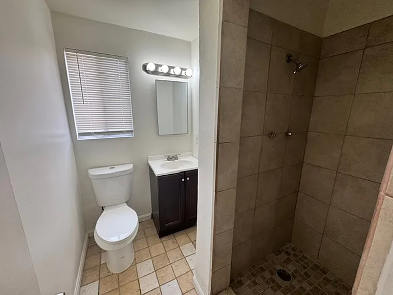 44733 Foxton Ave — Photo 8