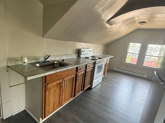 4th image of 504 Nancy St