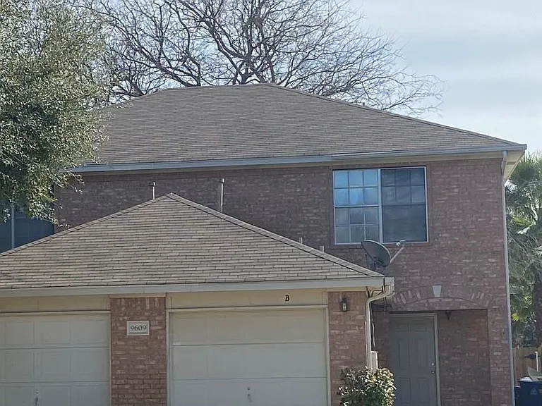 9609 Nightjar Dr #B — Photo 1