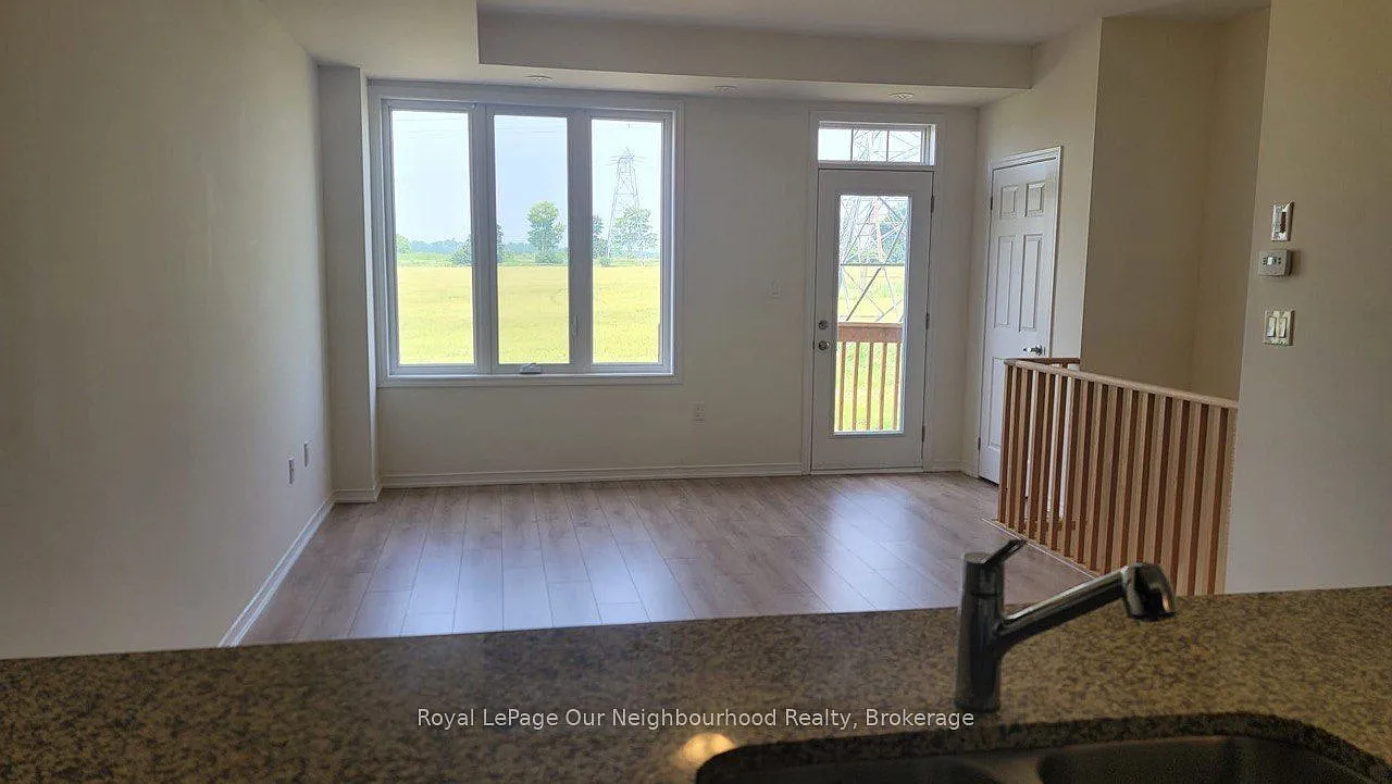 4 bed, $2,850 — Photo 4