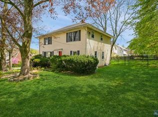 160 Magnolia Ave, Cresskill, NJ 07626