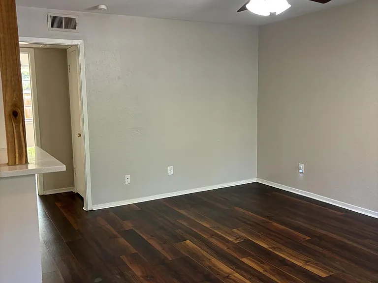 5201 Curzon Ave #3 — Photo 3