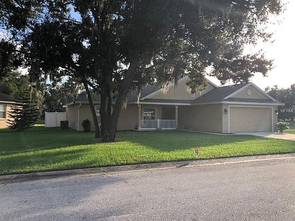 2nd image of 7110 Remington Oaks Loop