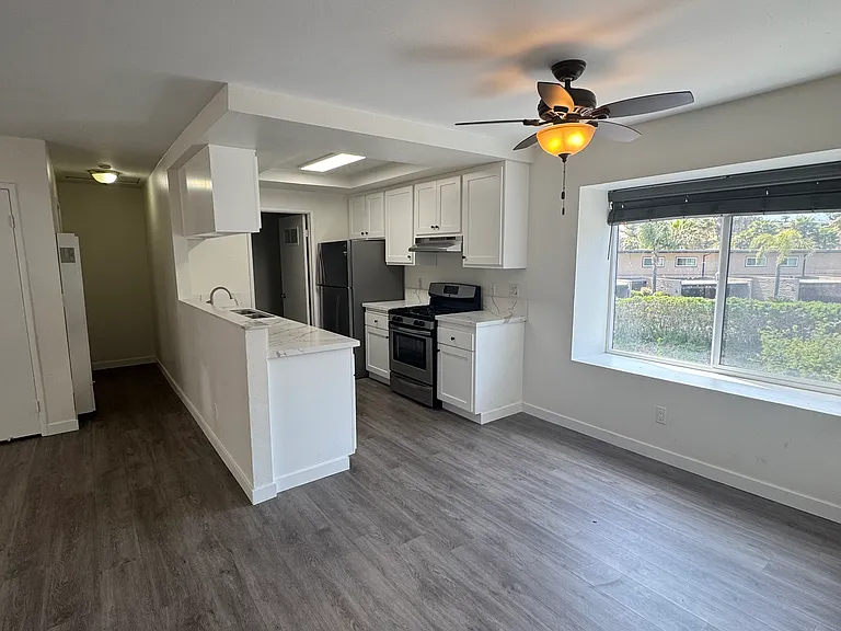 552 Canyon Dr #26 — Photo 1
