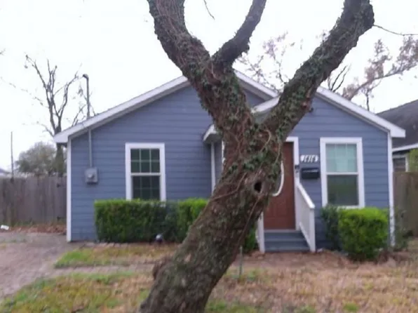 1414 E 34th St, Houston, TX 77022
