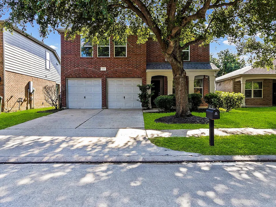 18327 Atasca Woods Trce