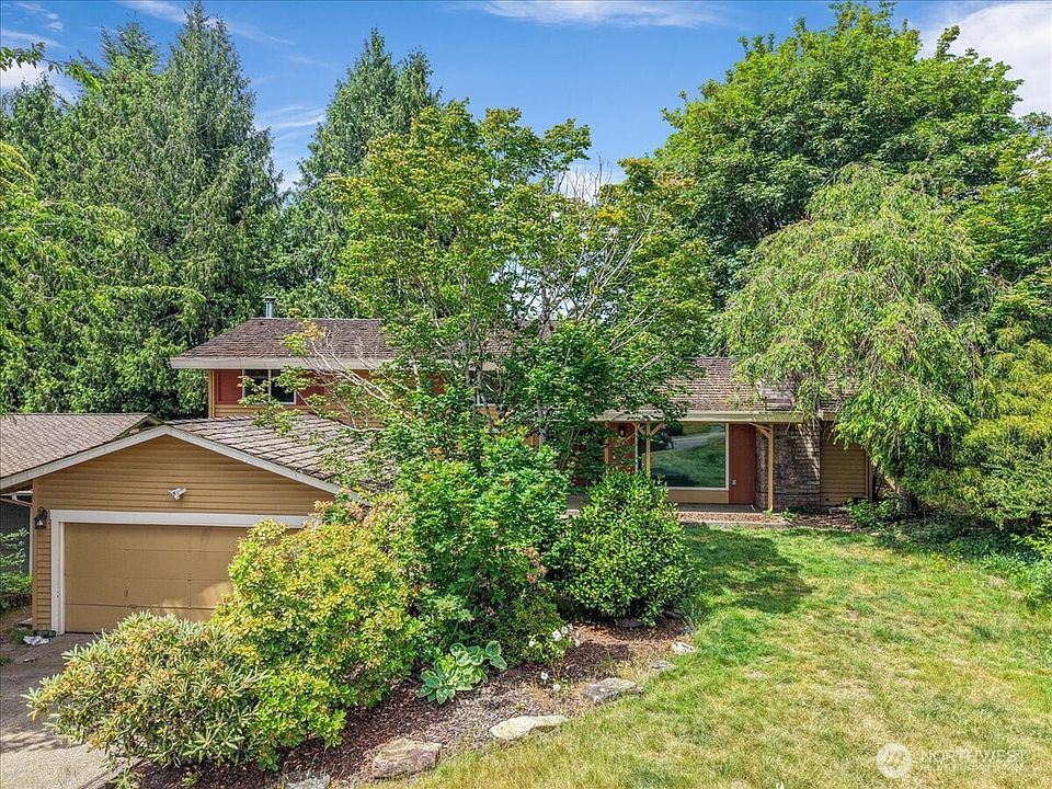 1st image of 15618 SE Fairwood Boulevard