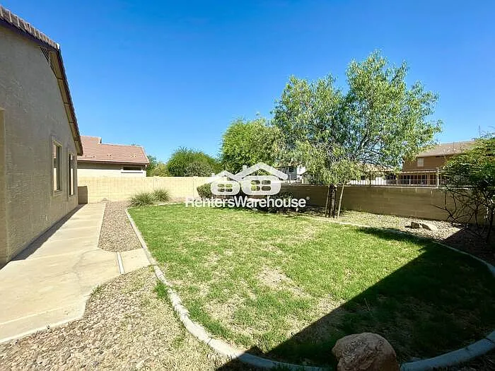 532 E Trellis Rd — Photo 19