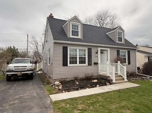 1328 Cleveland Dr, Cheektowaga, NY 14225