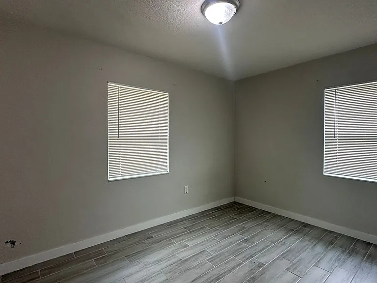 517 San Juan Blvd — Photo 18
