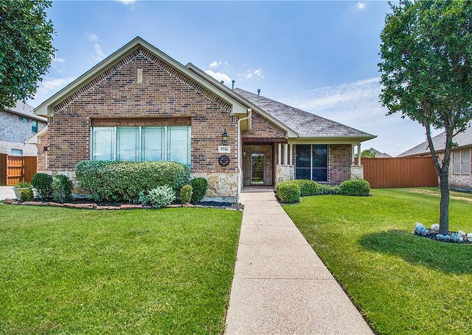 1st image of 9716 Barksdale Dr
