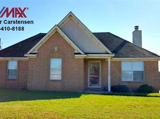 7645 Spring Morning Ct, Memphis, TN 38125