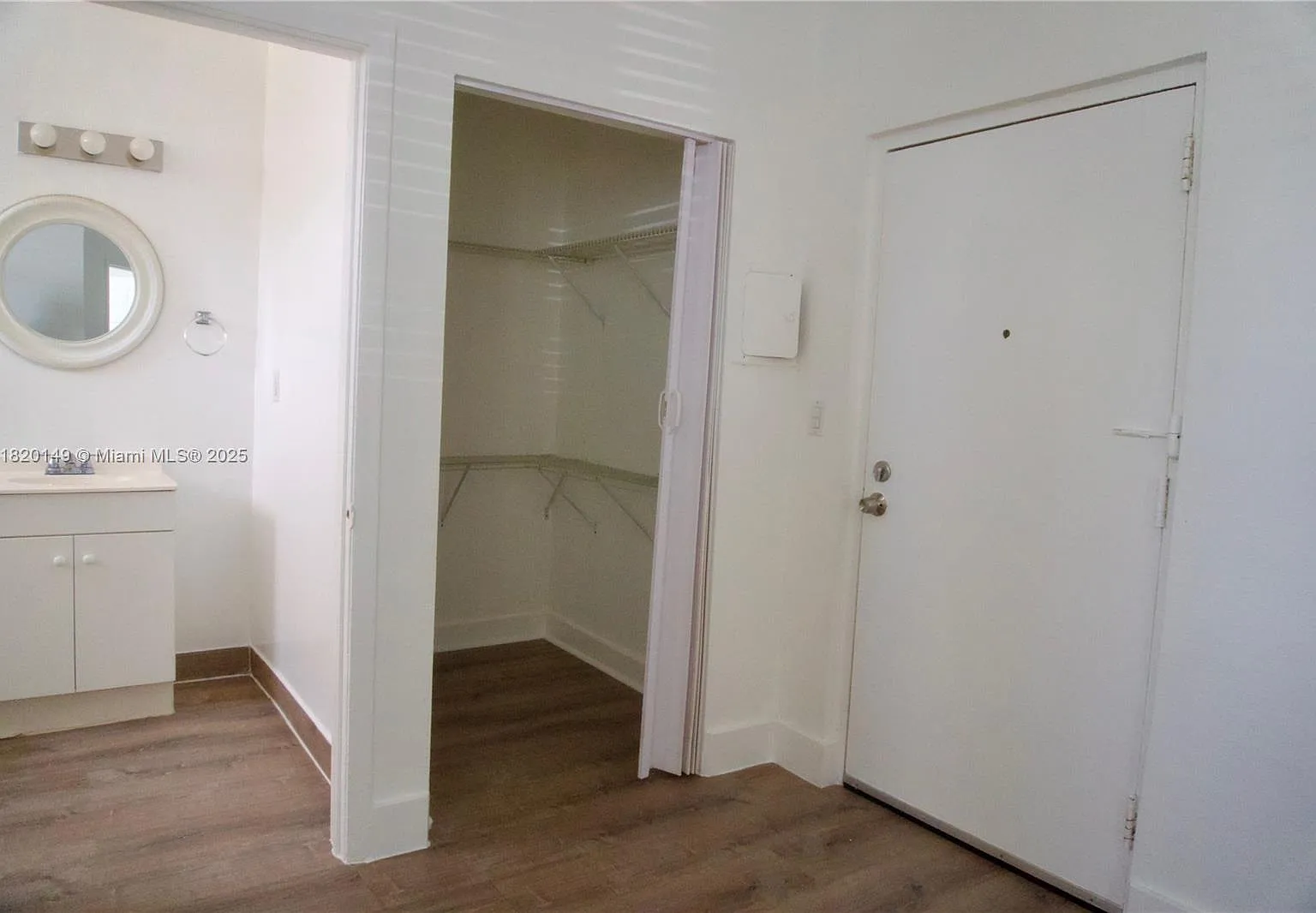 1 bed, $1,600 — Photo 1