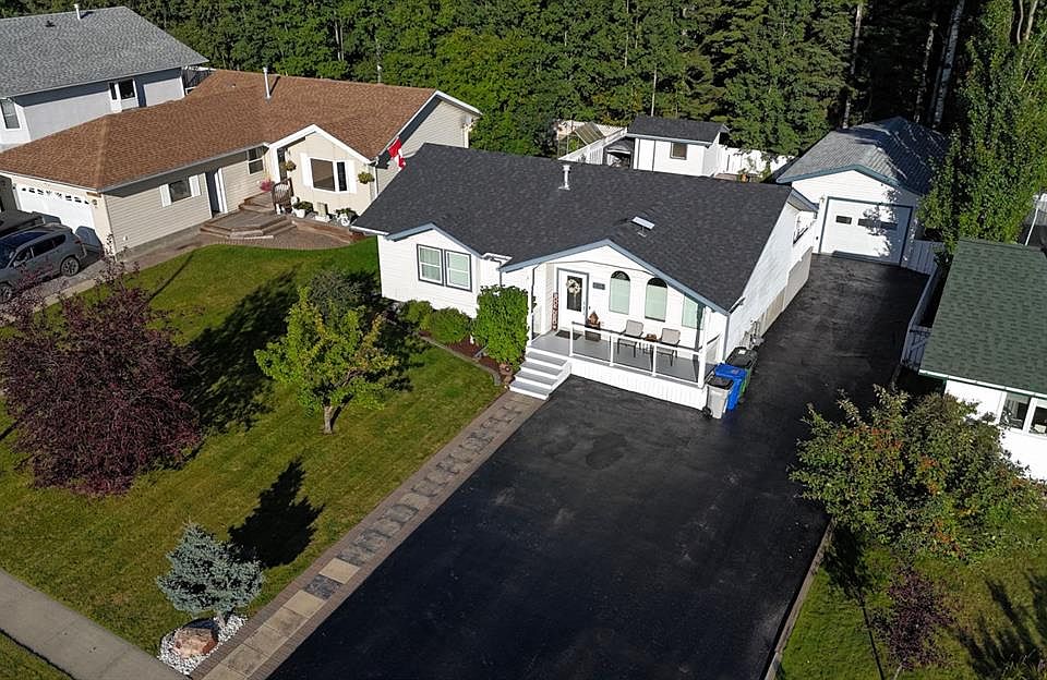 1st image of 1013 SW 61st St