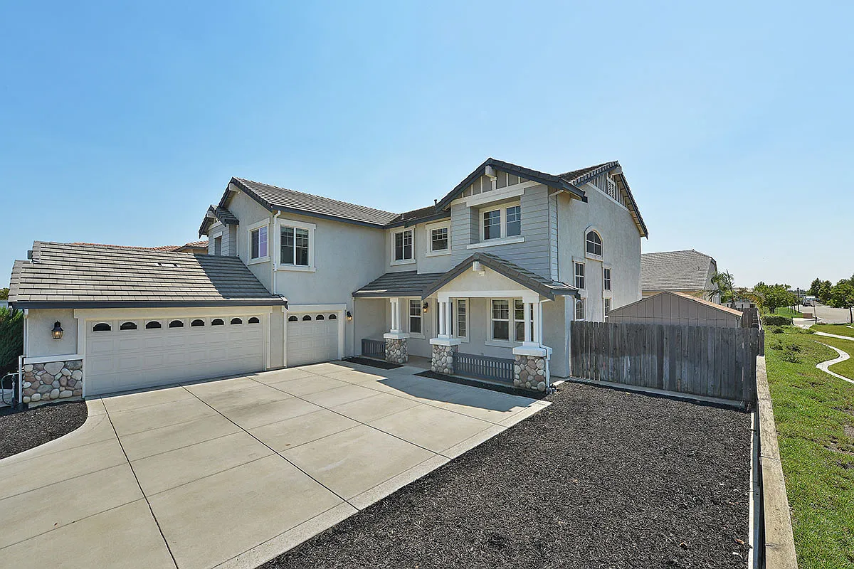 169 Monet Dr photo 1