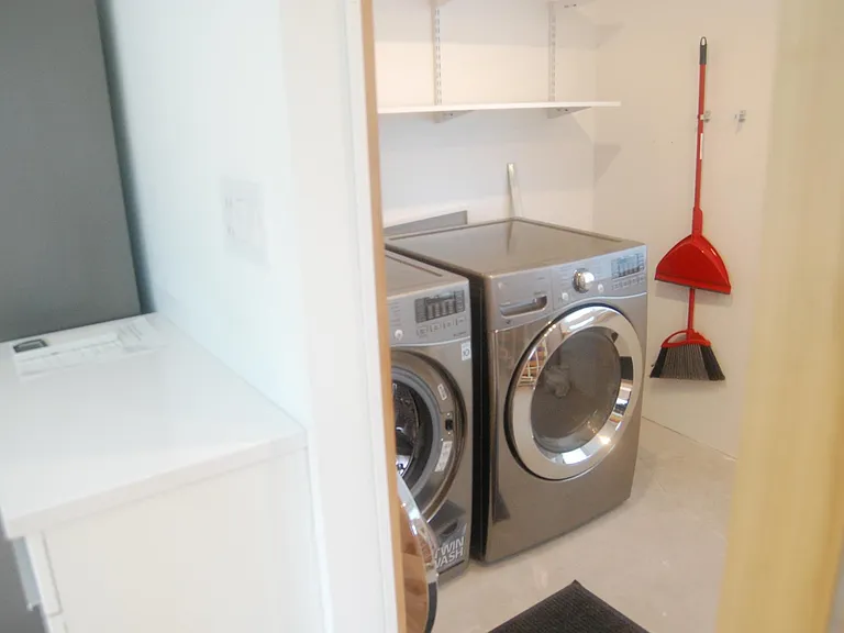 1014 Exchange St — Photo 27